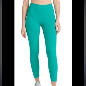 Splits 59 air weight high waist 7/8 leggings